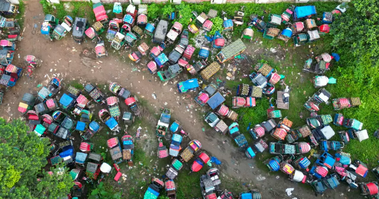 Registration mandatory as govt issues new rules to regulate e-rickshaws