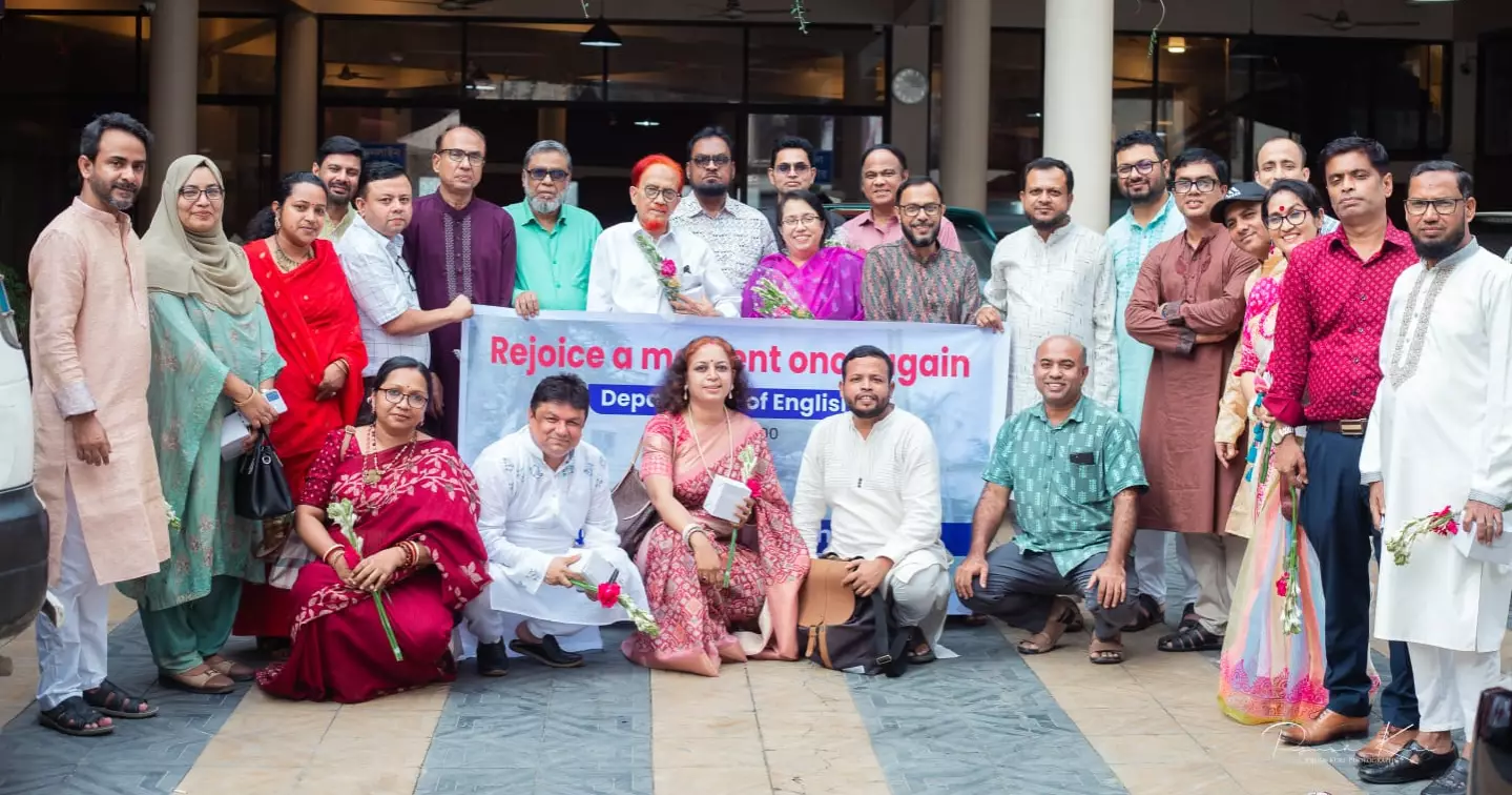 MC College English Dept alumni reunite after two decades