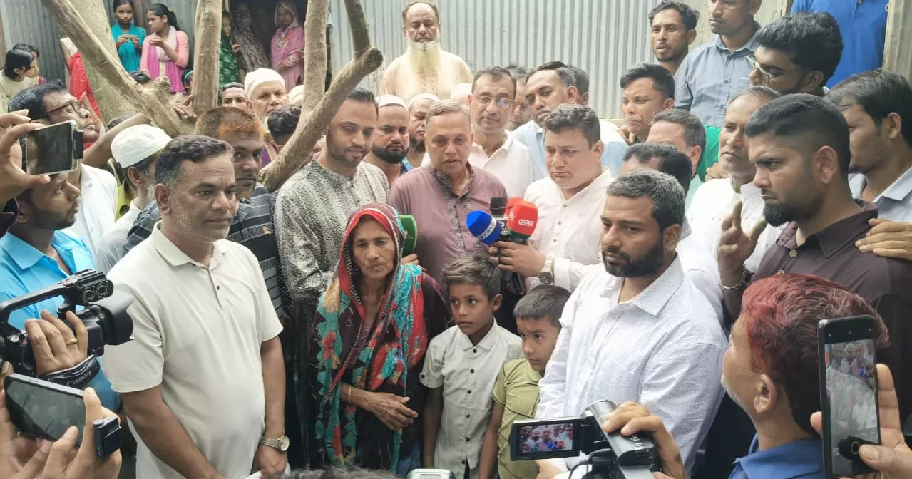 PM stands by Sirajganj’s two orphan brothers