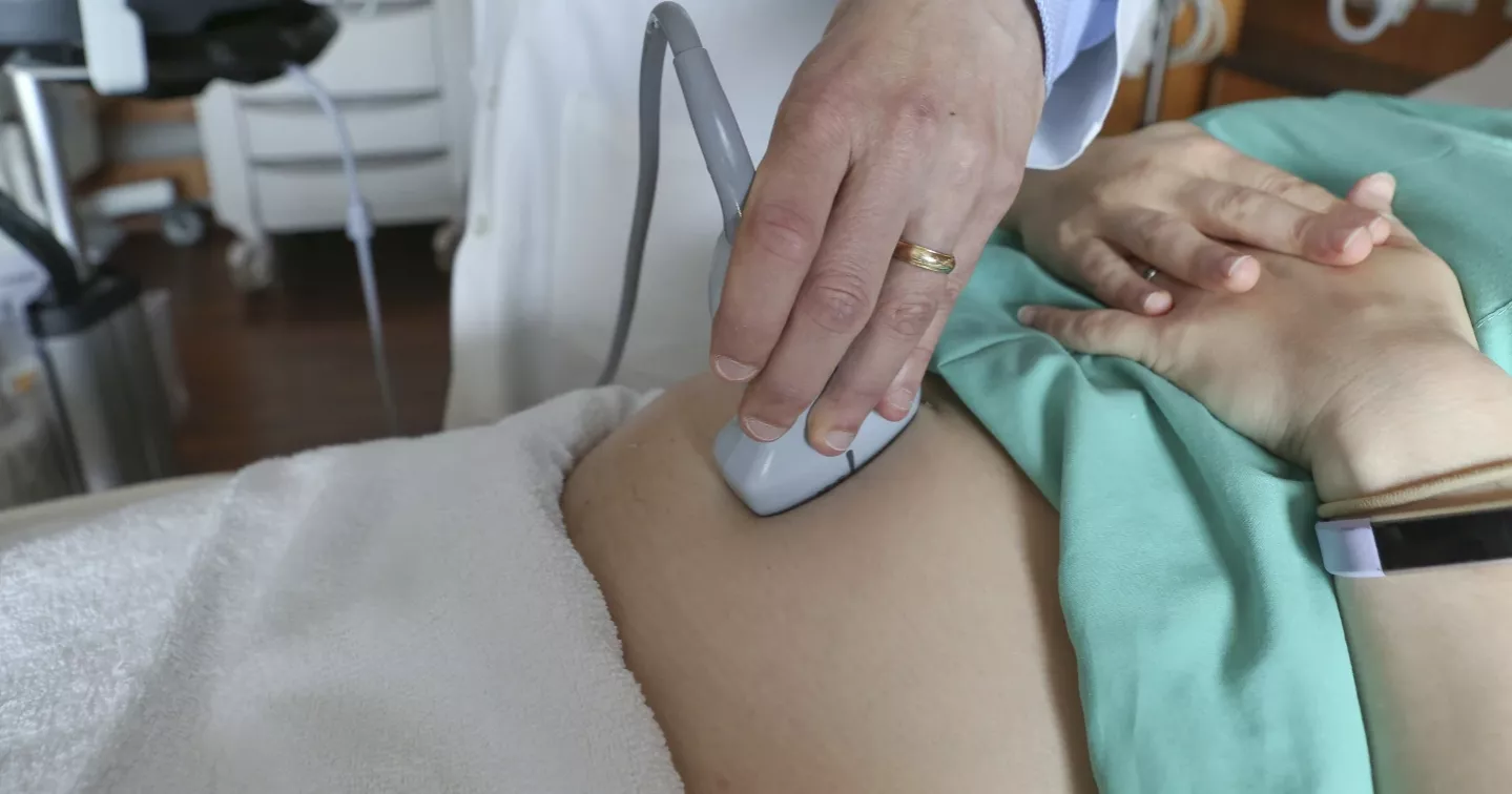 US maternal death rate rose slightly last year, health officials say