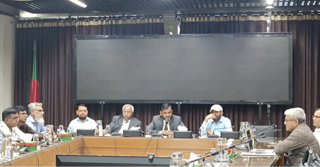 Postal ballots to be sent to expats soon after polls schedule: EC Sanaullah