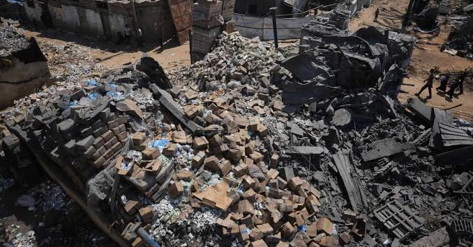 Israeli strikes kill eight in Gaza and West Bank amid fragile ceasefire