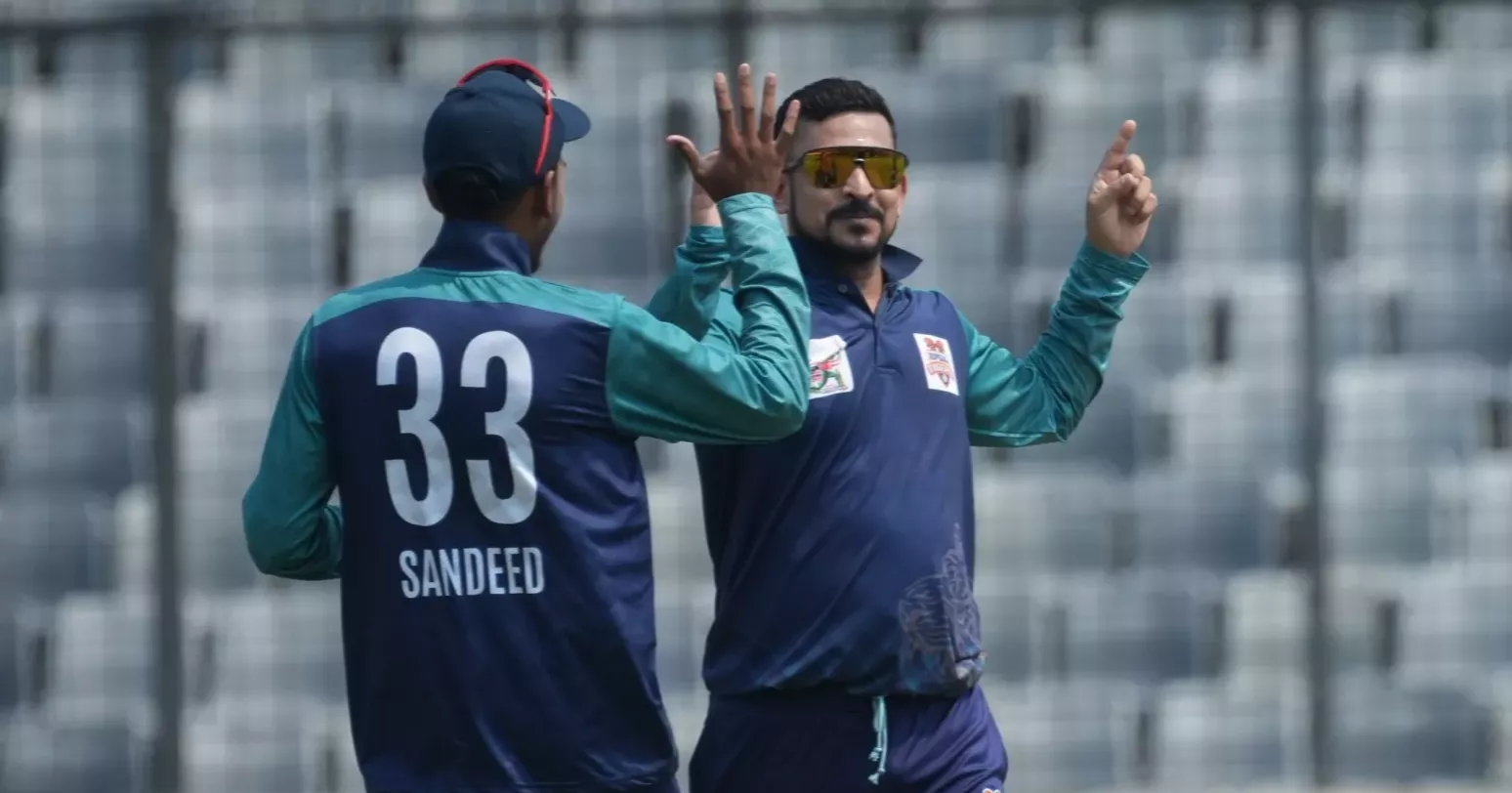 Nasir hits career-best in T20 to guide Dhaka to a win in BPL