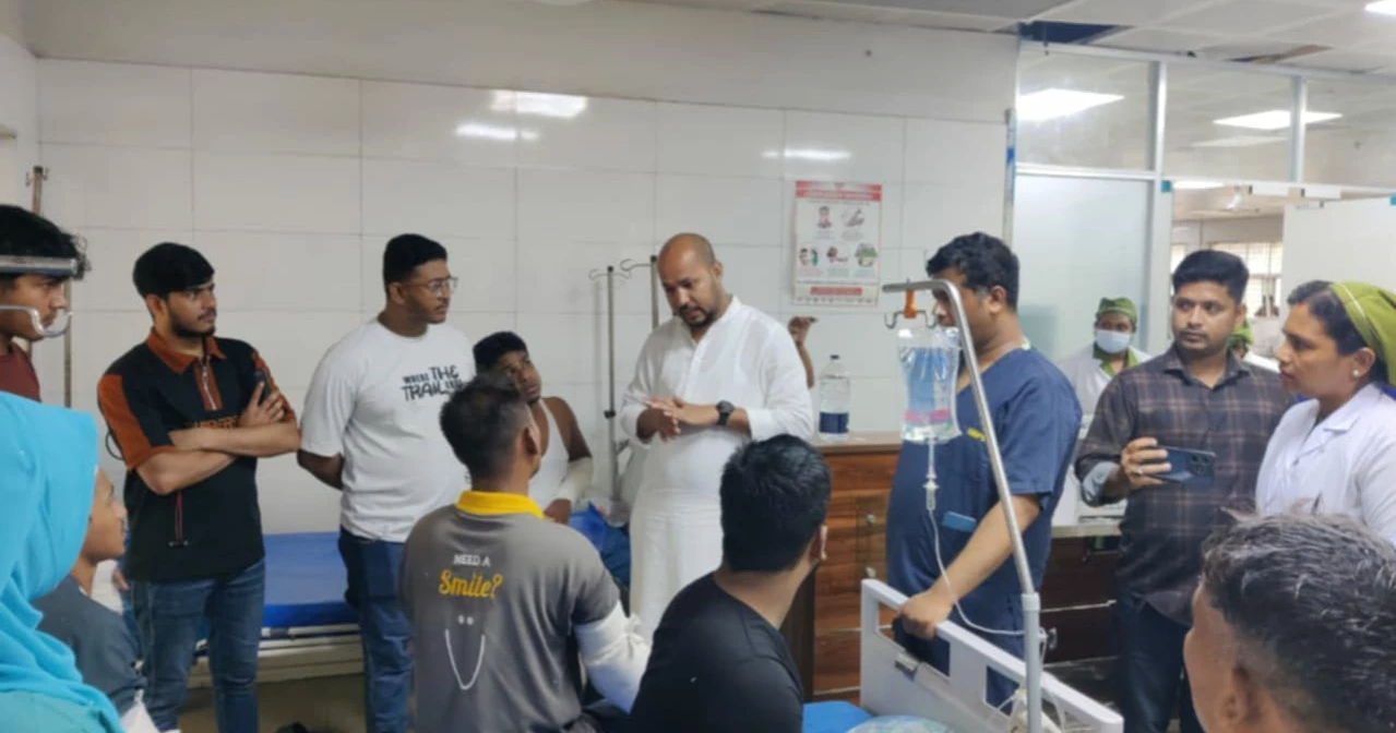 10 injured in gas balloon blast at Manik Mia Avenue