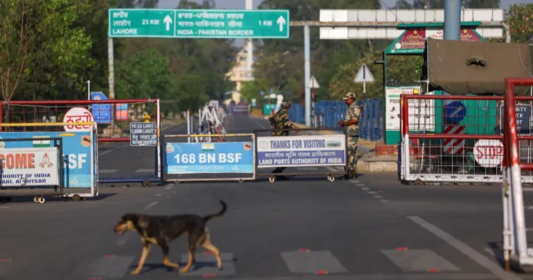 The $10 billion India-Pakistan trade hidden from official records