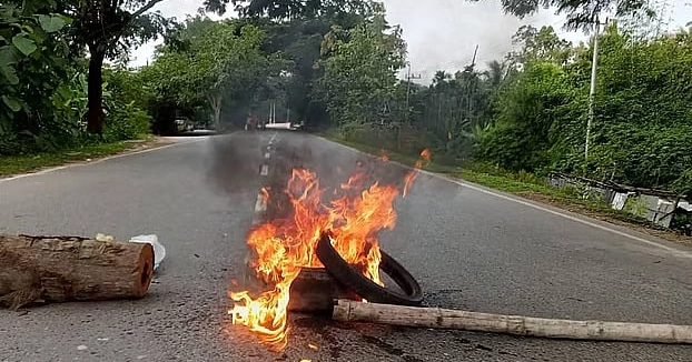 Schoolgirl gang rape: Road blockade underway in Khagrachhari