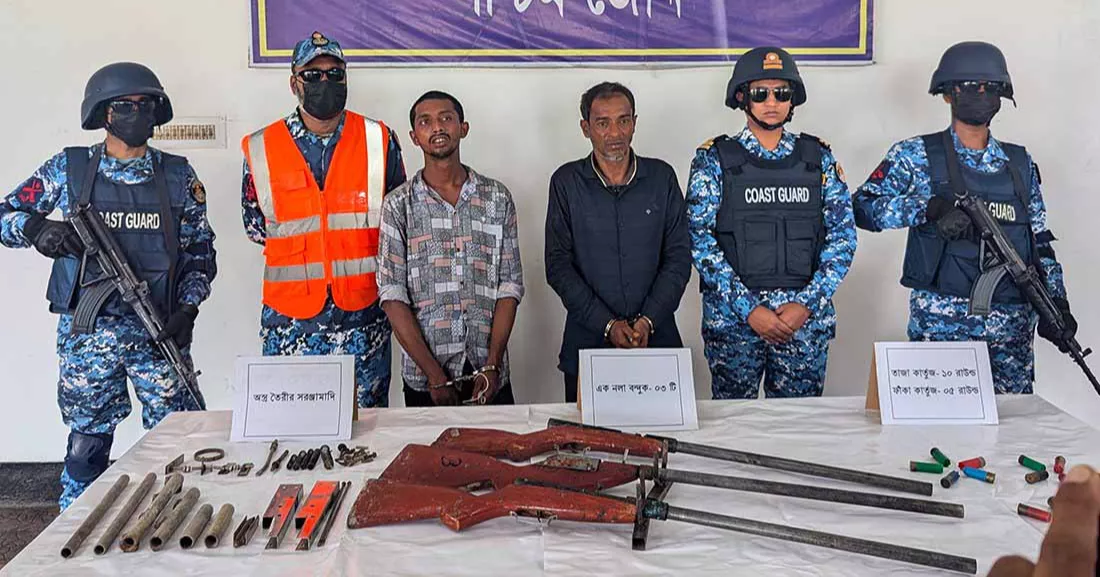 2 members of forest robber gang ‘Asabur Bahini’ held in Sundarbans; arms, ammo seized