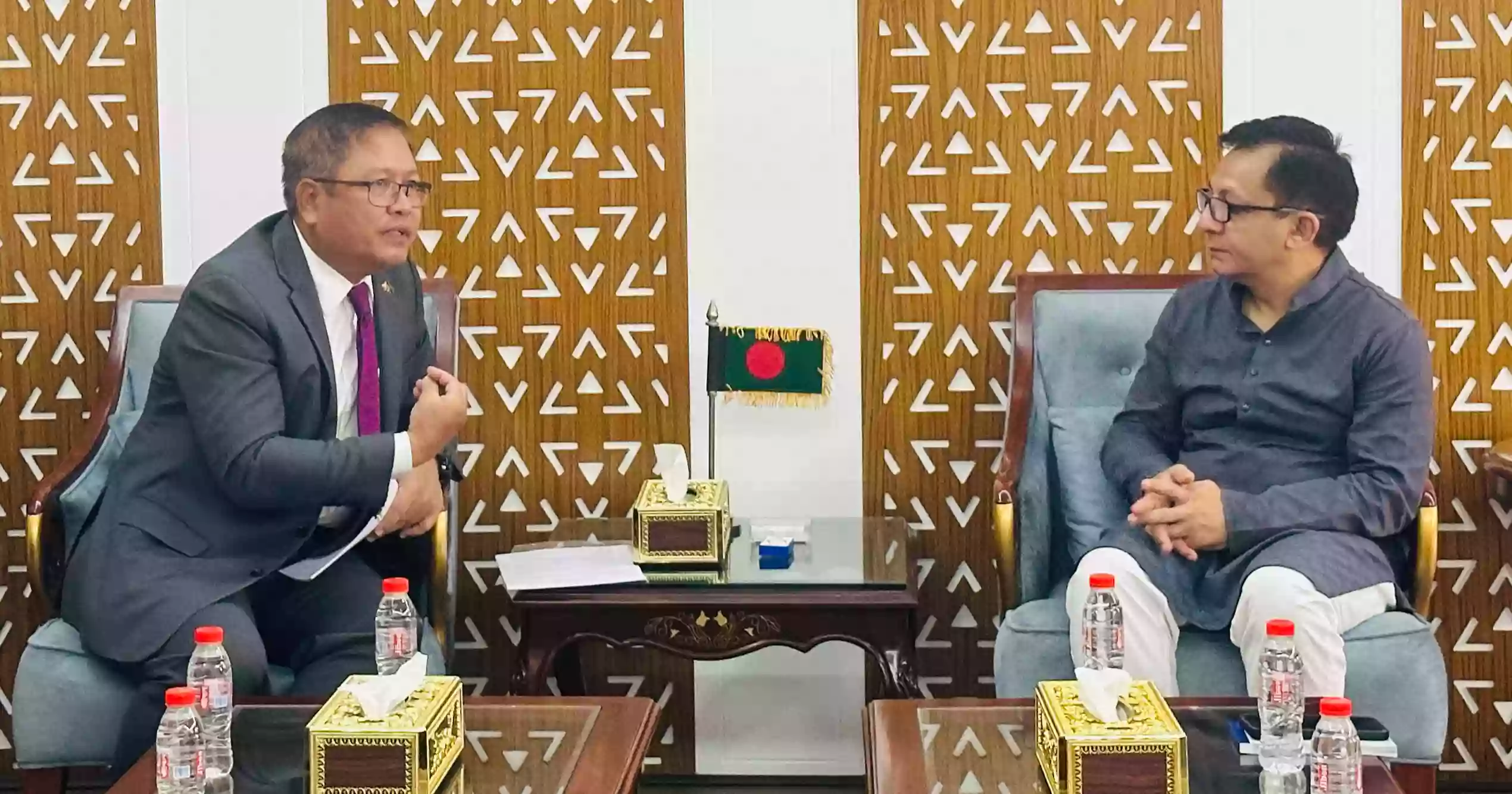 Muktadir, Myanmar envoy discuss boosting trade, Rohingya repatriation