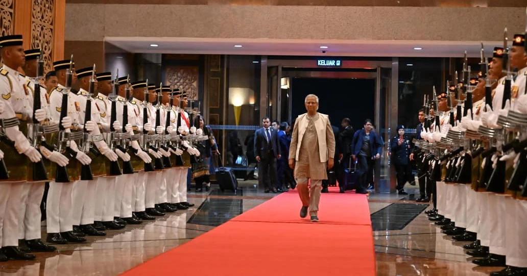 Prof Yunus in KL; talks with Malaysian PM Tuesday eying greater cooperation