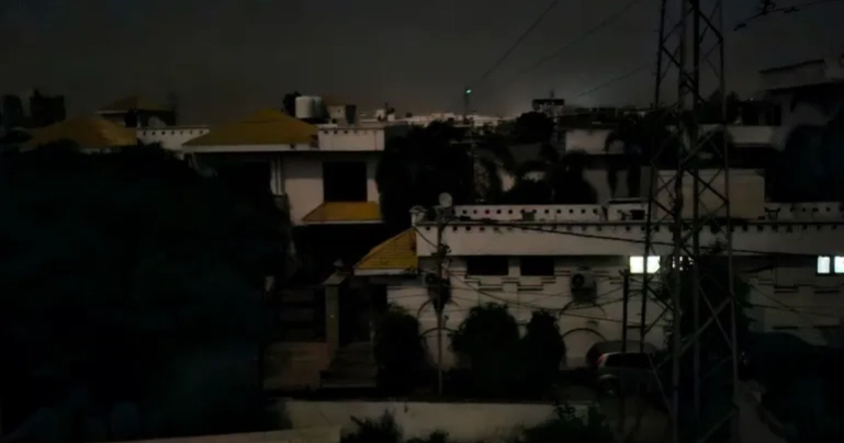 ‘Missiles in the Sky’: Panic grips Indian border cities as war clouds gather