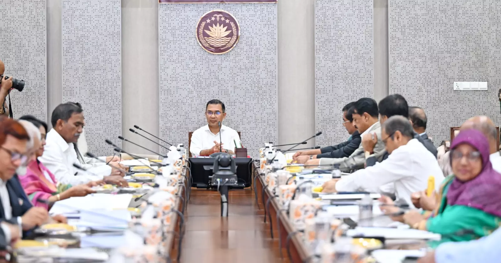 PM orders best services for Hajj pilgrims, steps to ease hardships