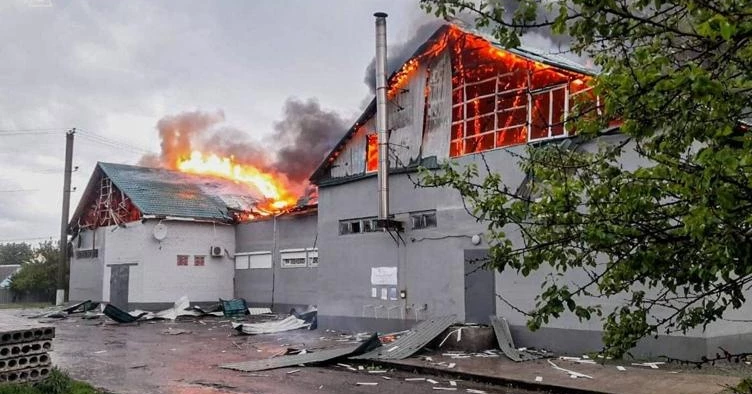 Russia launches heavy missile, drone attack on Kyiv, injuring 10