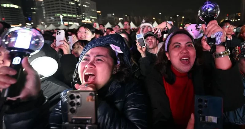 Hybe shares fall as BTS comeback concert draws smaller-than-expected crowd