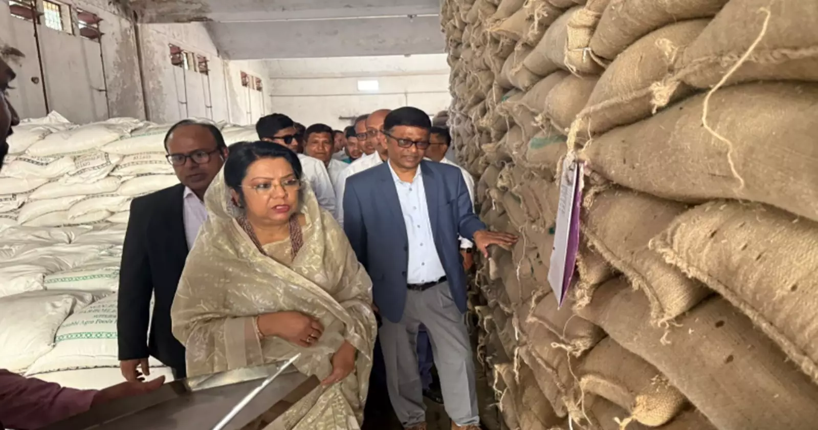 Adequate food stocks available ahead of Ramadan: Food Minister
