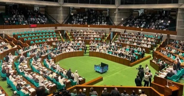 13-member Australian delegation observes Parliament’s session