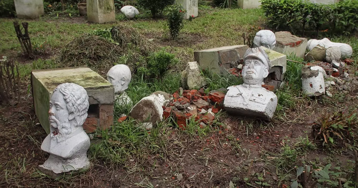 Broken sculptures, fading history: DU’s ‘Swadhinata Sangram’ complex