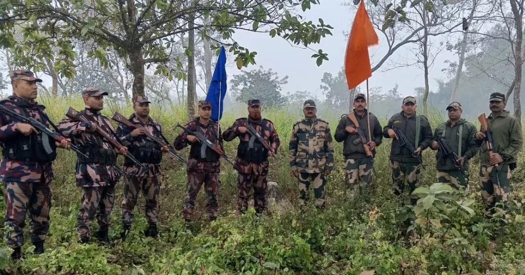 BSF halts fence construction at Joypurhat border after BGB intervention