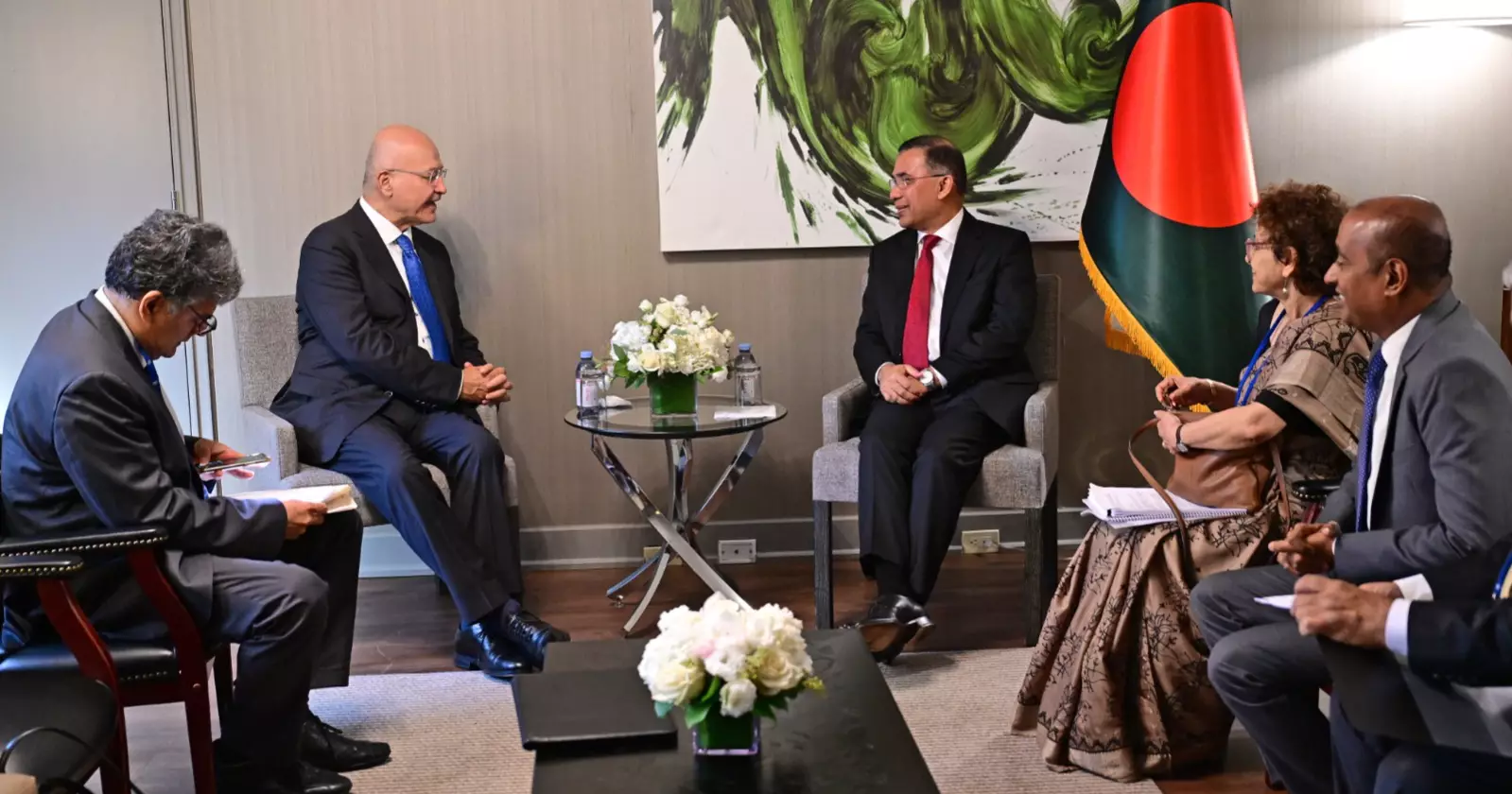 PM, UN refugee chief discuss sustainable solution to Rohingya crisis