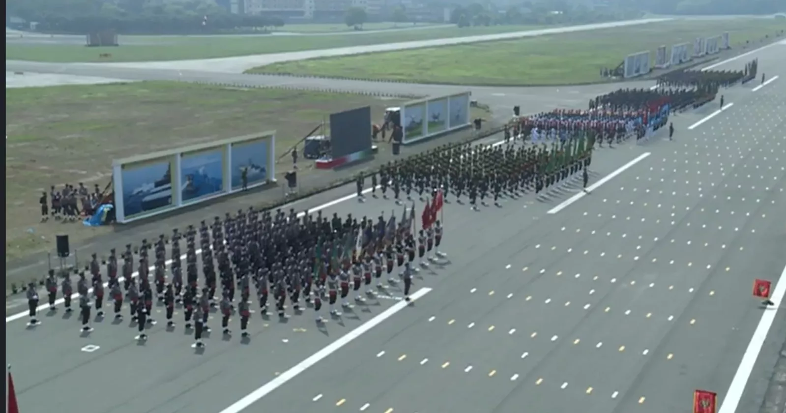 Spectacular combined forces parade marks Independence Day
