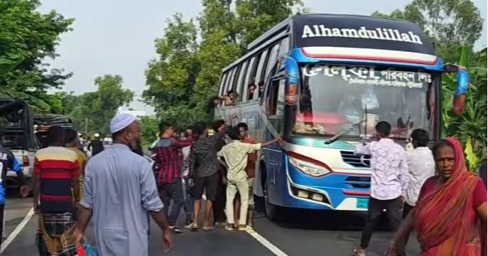 One killed, another injured in Manikganj road accident