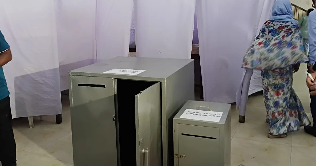 DUCSU: Polling officer relieved of duty for giving 2 ballots to voter