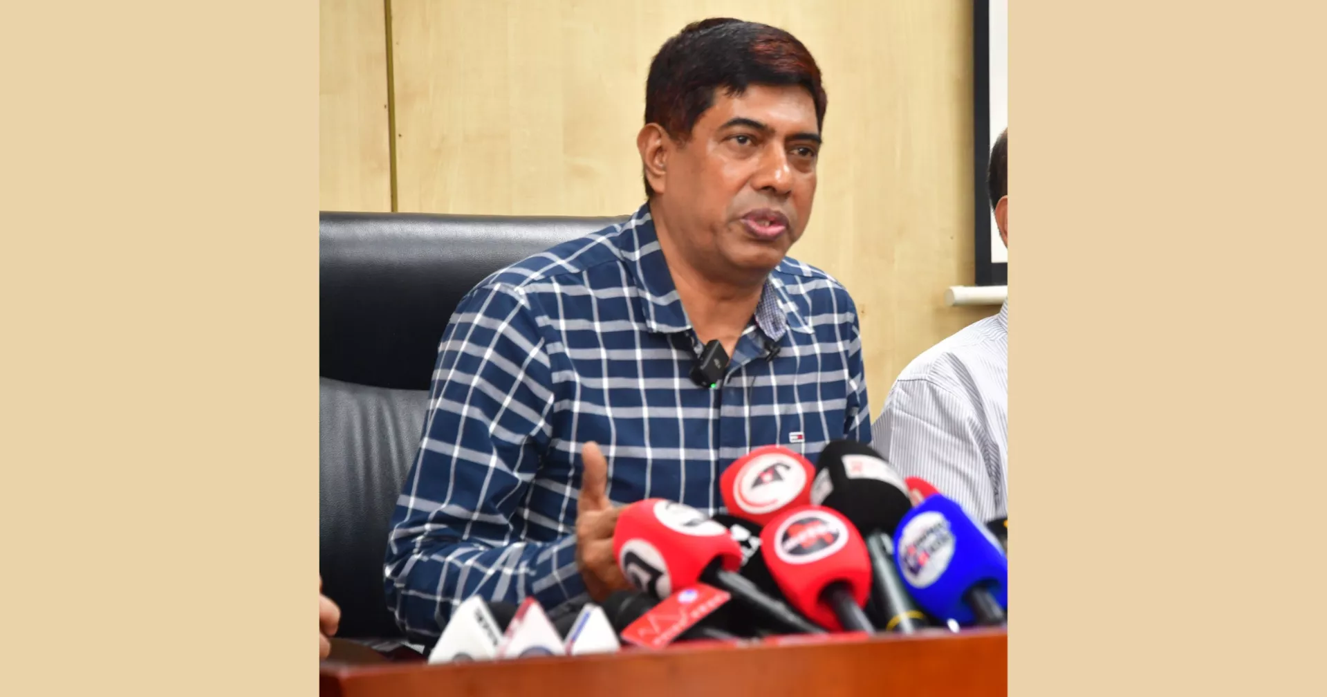 Five members of “honey-trap” gang arrested in Dhaka
