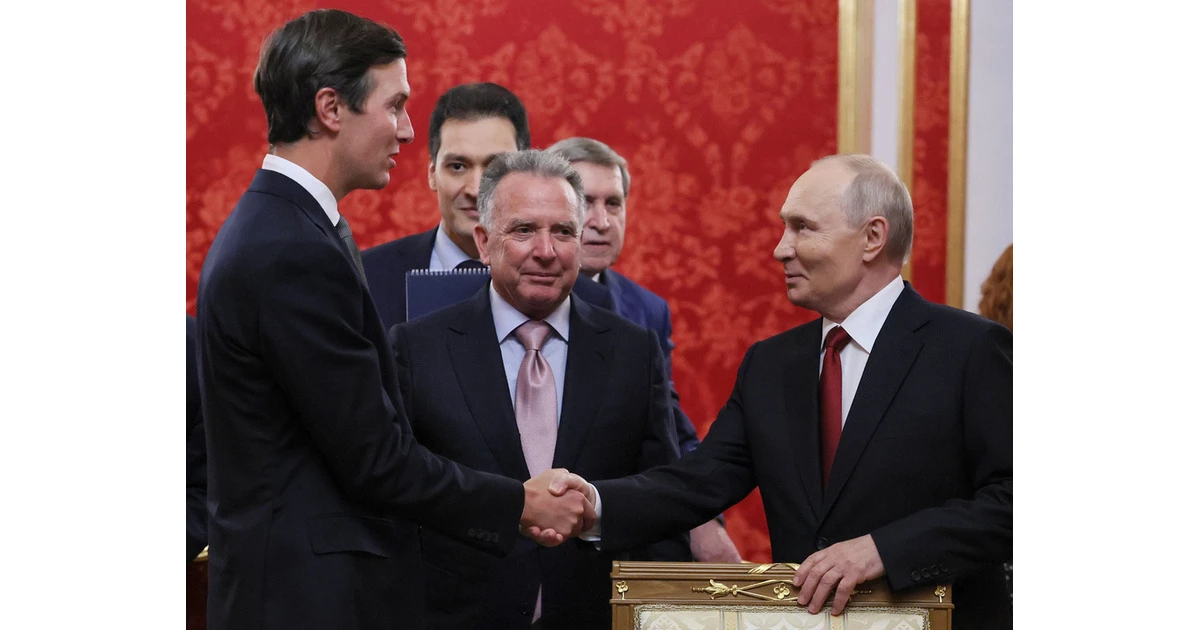 Putin meets US envoys for renewed Ukraine peace talks