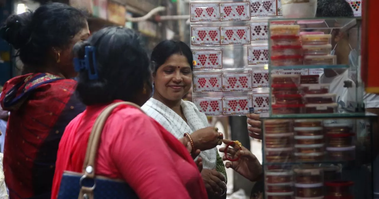 Festive fervor grips Shankhari Bazar ahead of Durga Puja