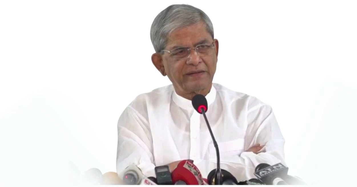 Fakhrul urges govt to ensure Shahidul Alam’s safe return