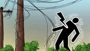 Shop employee electrocuted on Dhaka’s waterlogged road