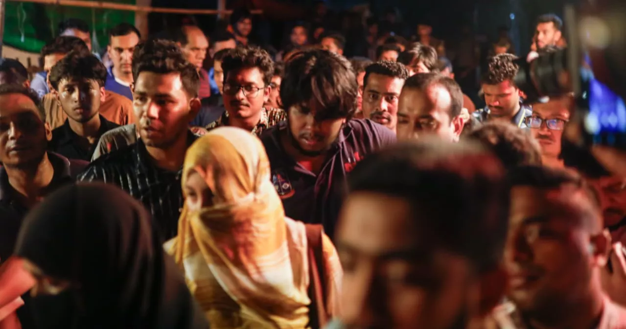 Shahbagh police’s role questioned as DUCSU leaders, journalists came under attack