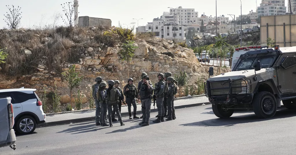 Israel orders West Bank closure after killing two Palestinians