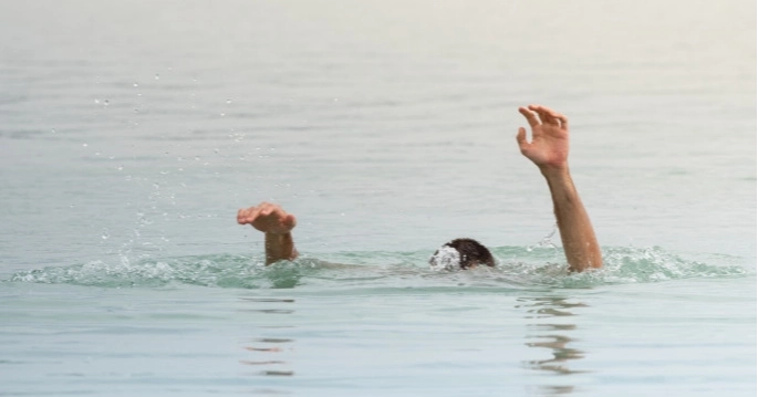 Child drowns while bathing in Sirajganj pond
