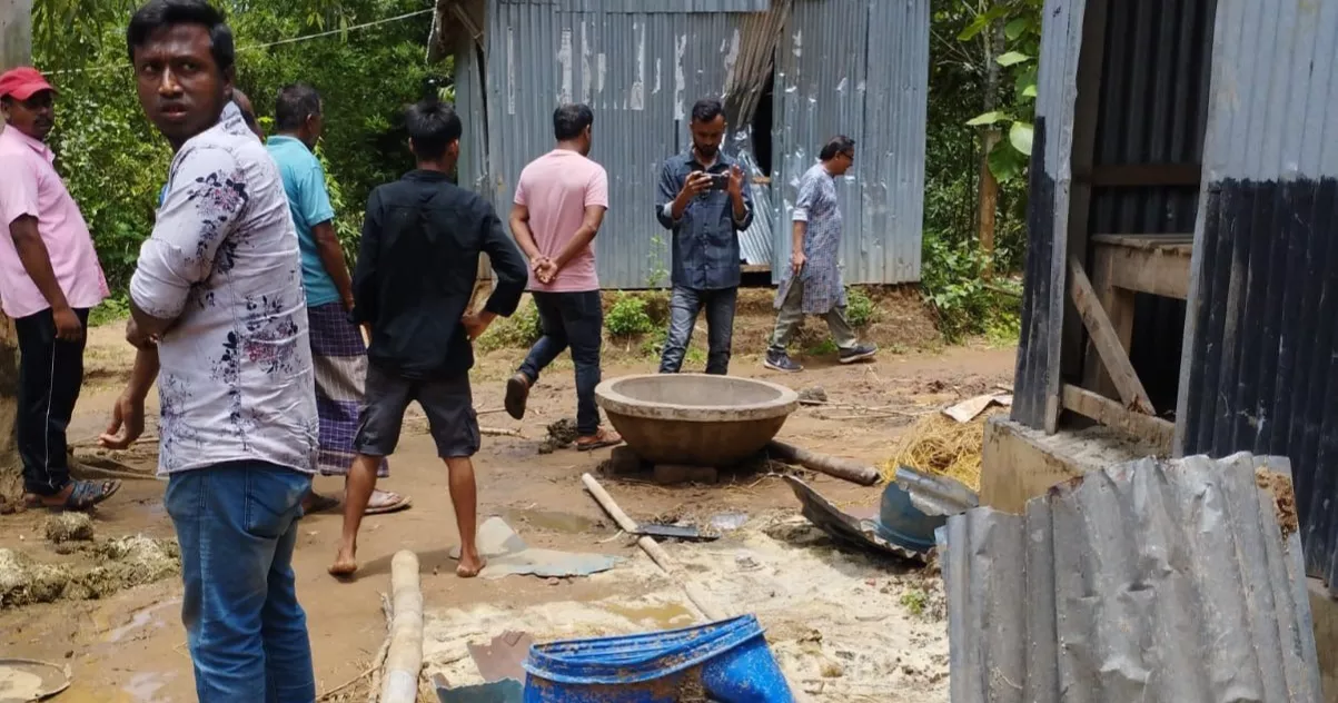 Forest Department's beat office in Sherpur damaged as wild elephants run amok