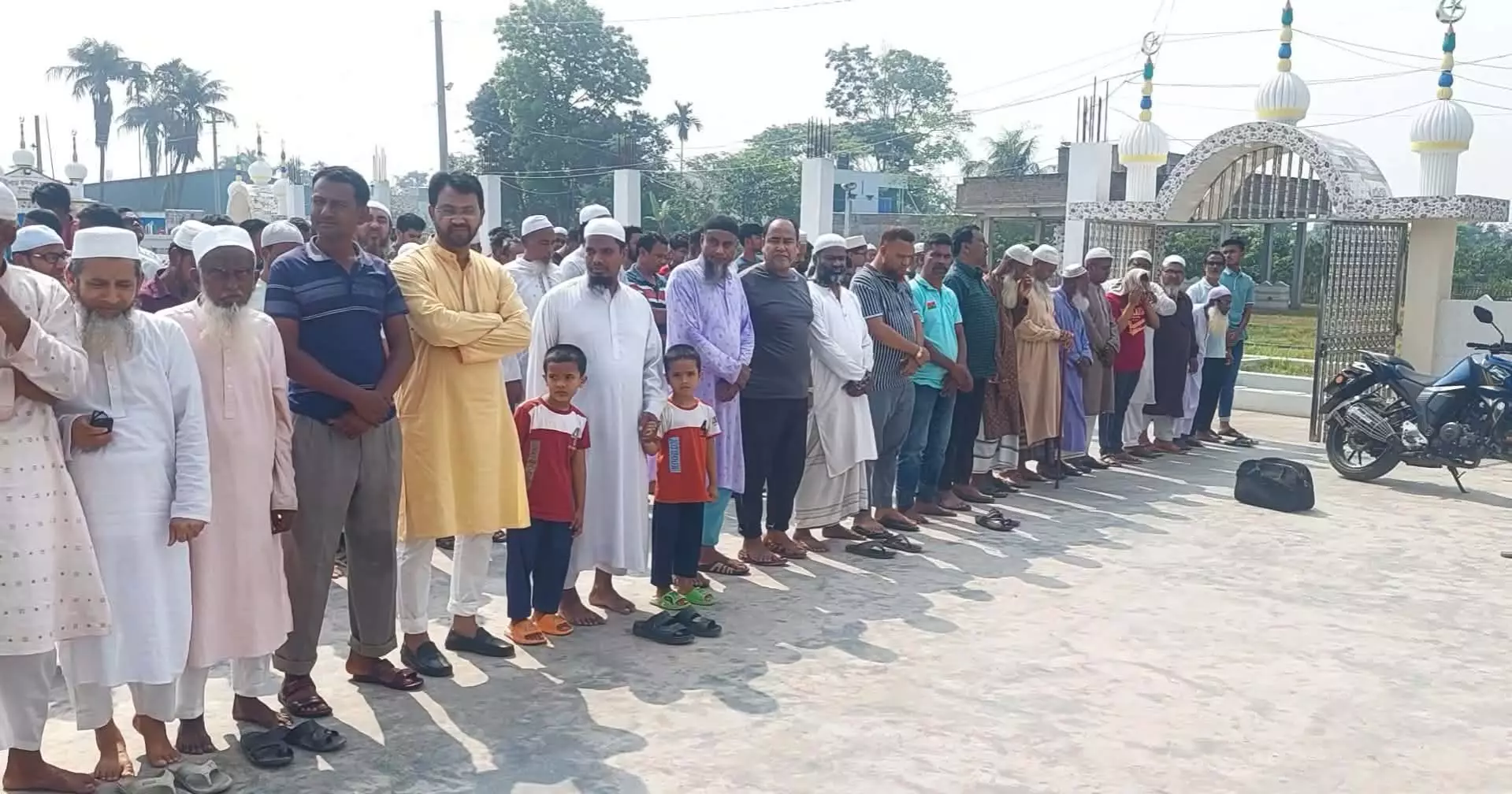 Funerals of 4 Kushtia victims of Daulatdia bus accident held