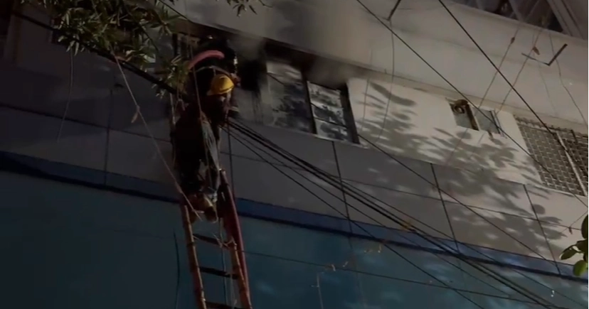 Fire breaks out at commercial building in Motijheel, brought under control