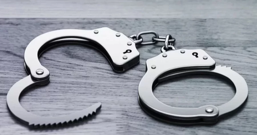 Five fraud gang members beaten on bus in Hatirjheel, victim hospitalized