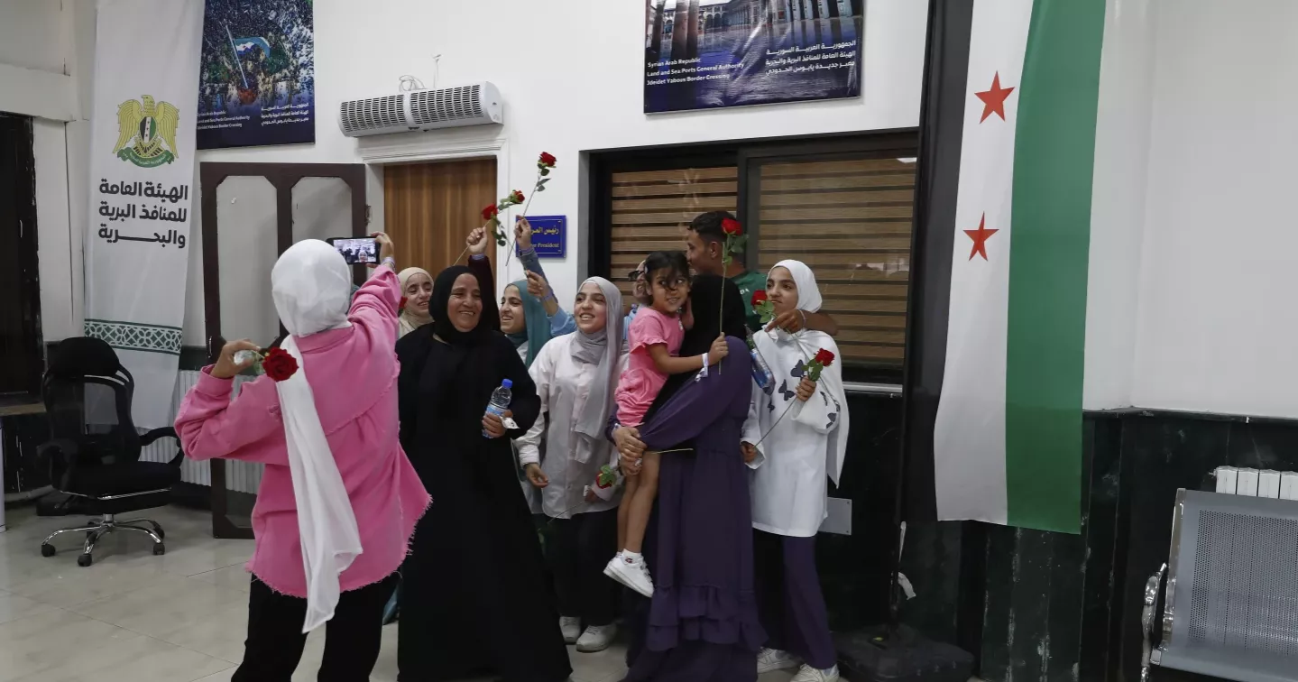 First group of Syrian refugees returns from Lebanon under new UN-backed plan