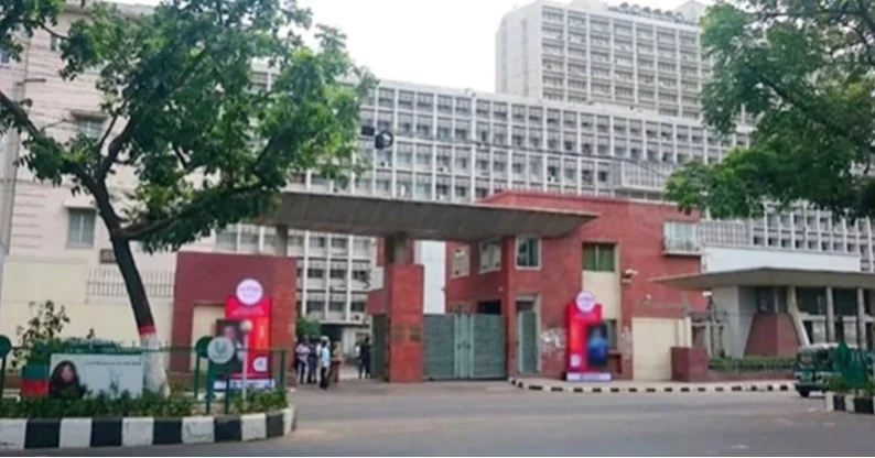 Visitors banned from entering secretariat on Mondays and Thursdays