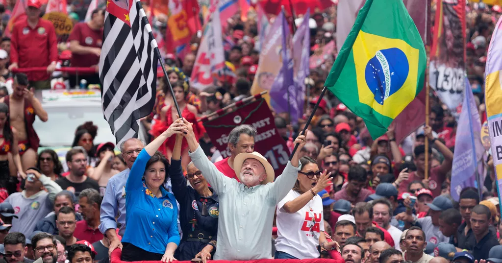 Brazil's Lula, Bolsonaro campaign in key Sao Paulo state ahead of presidential vote