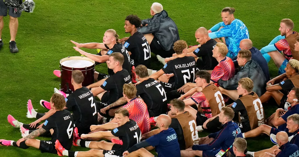 Haaland scores twice as Norway beat Senegal 3-2 to reach World Cup knockout stage