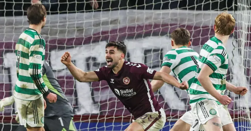 Hearts hold Celtic in dramatic draw as title race tightens