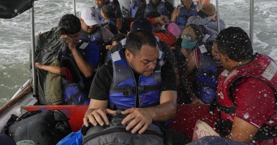 14,000 US-bound migrants have turned back south since Trump border changes, UN reports