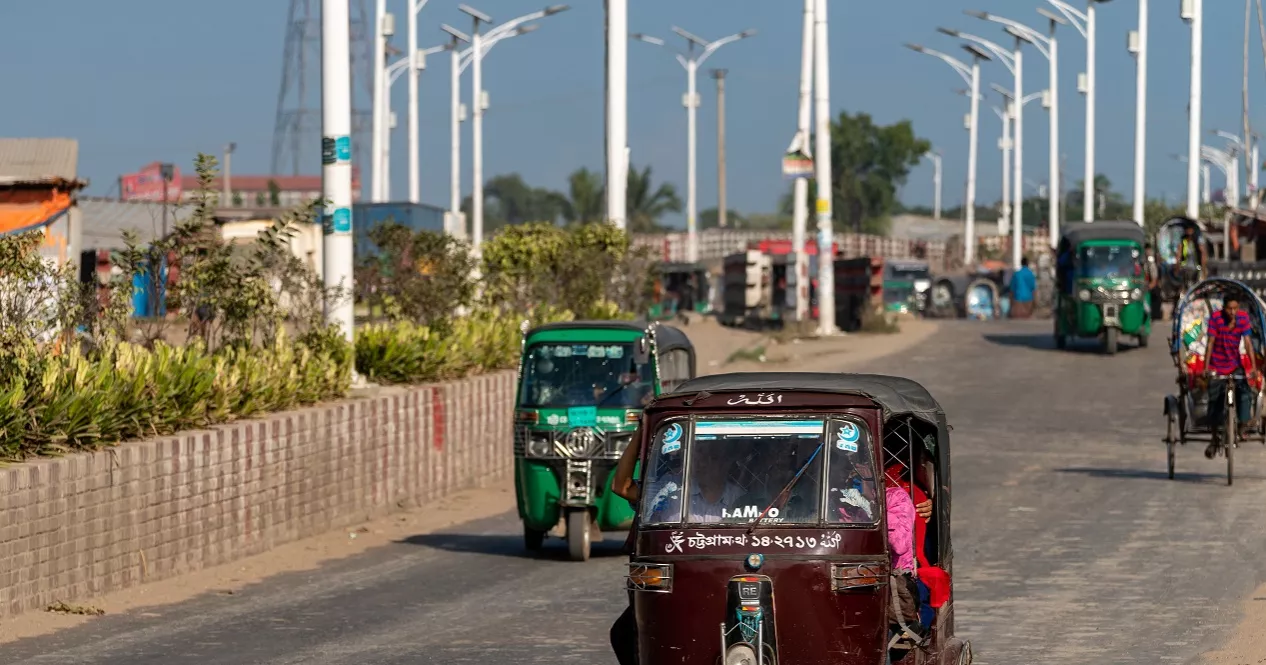 Dhaka’s air continues to be ‘moderate’