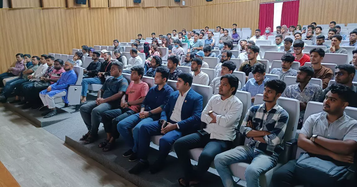 Inspiring the Future: Youth Day celebrated at Russian House in Dhaka