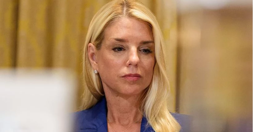 Trump removes Attorney General Pam Bondi