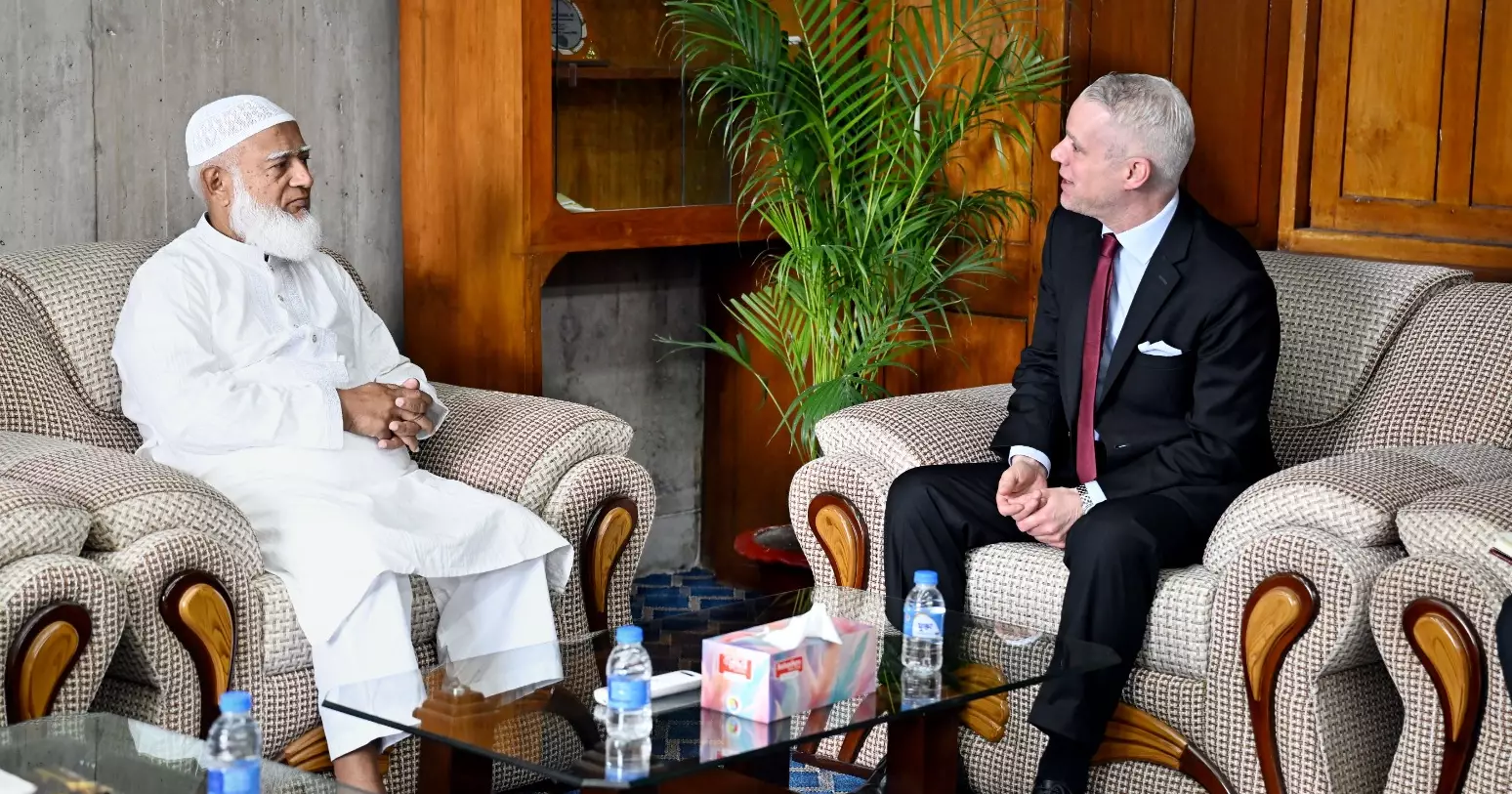 Swiss envoy meets opposition leader, discusses investment, governance