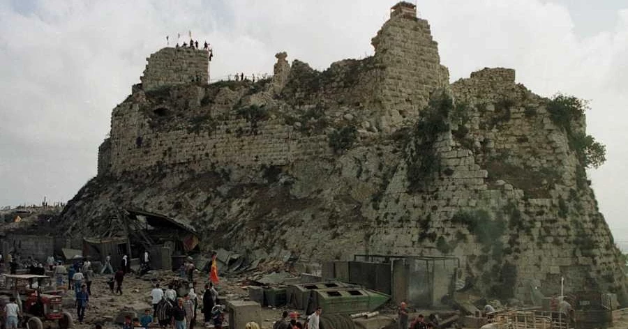 Israeli forces seize strategic Beaufort Castle in deepest Lebanon incursion in decades