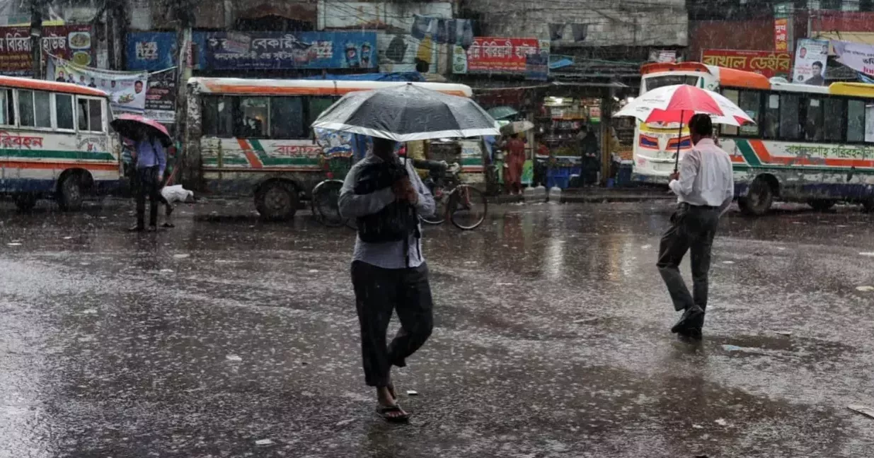 Heavy rainfall likely in 4 divisions: Met office