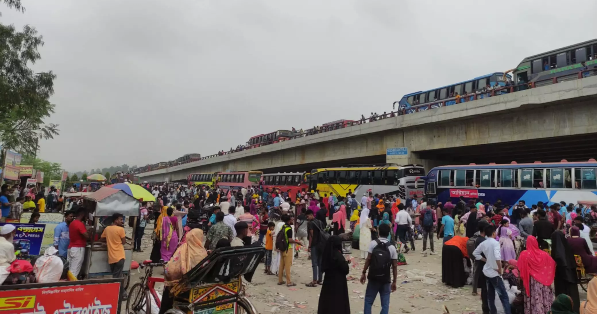 Eid returnees stuck in 35-km tailback on Dhaka-Tangail highway